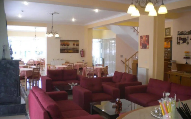 Brati II Beach Hotel