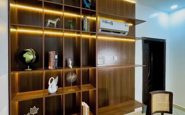 The12 by Naji Resort