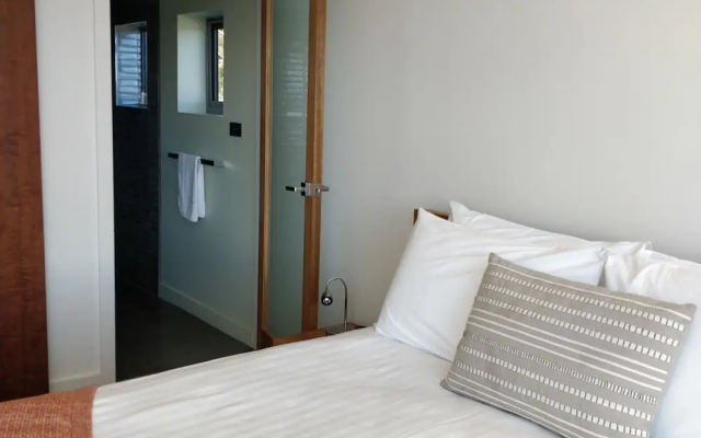 Aplite House