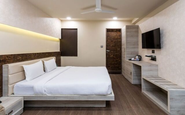 Hotel Sonash by Golden Treat