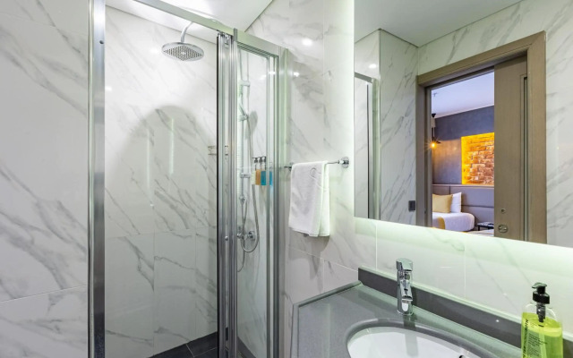 Seraglio Hotel & Suites
