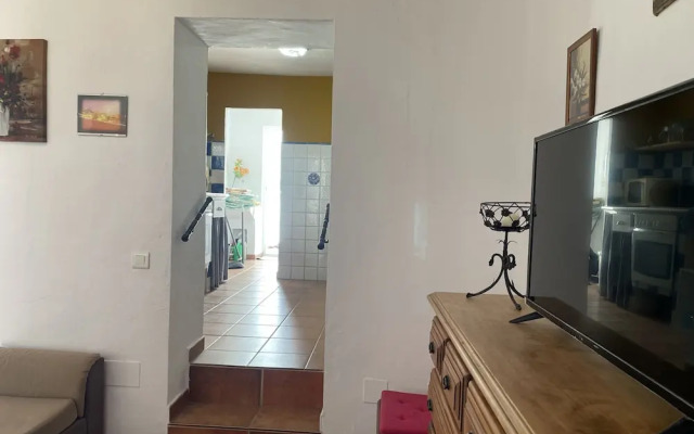 Casa Paquita con Piscina Privada en Maro By At Hom