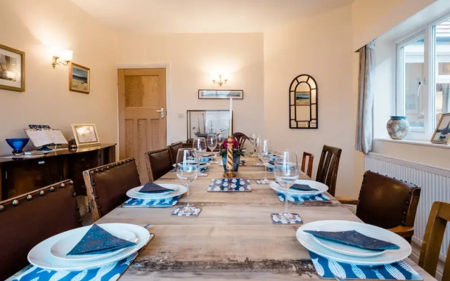 Whitstable's Beachcombers, Sleeps 10, Dog Friendly