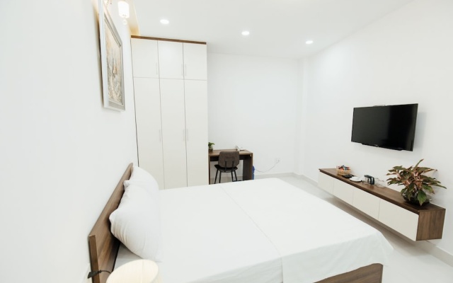 Aladdin Hotel and Apartment – Guest Rooms – Ho Chi Minh City