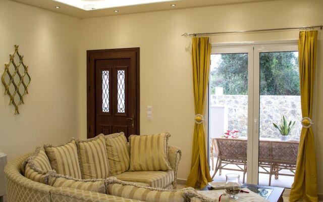 Alegria Holiday Home