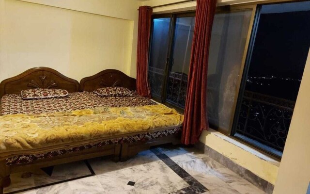 Stunning 3-bed Apartment in Murree