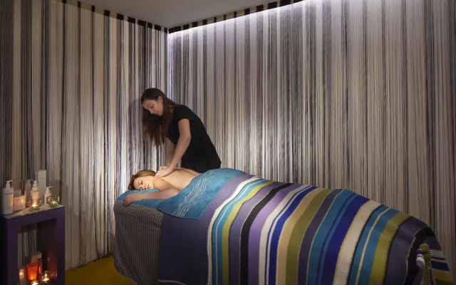 Radisson Collection Hotel, Royal Mile Edinburgh