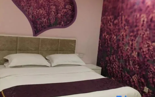 Youyue Theme Hotel