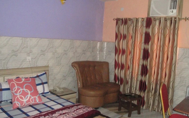 Ocean Palace Guest Inn