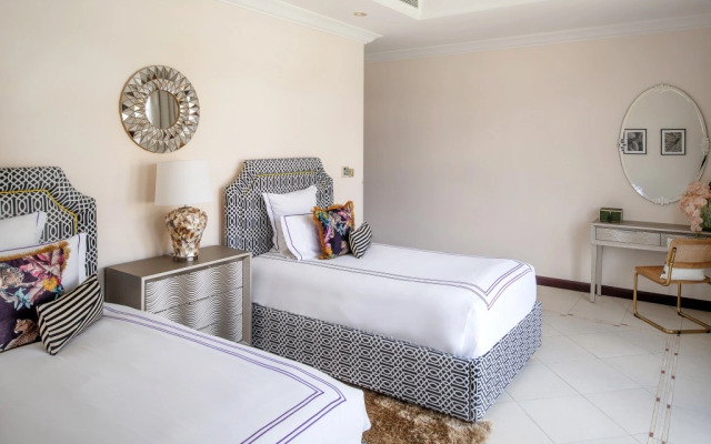 The Palm Jumeirah Villas by Dream Inn