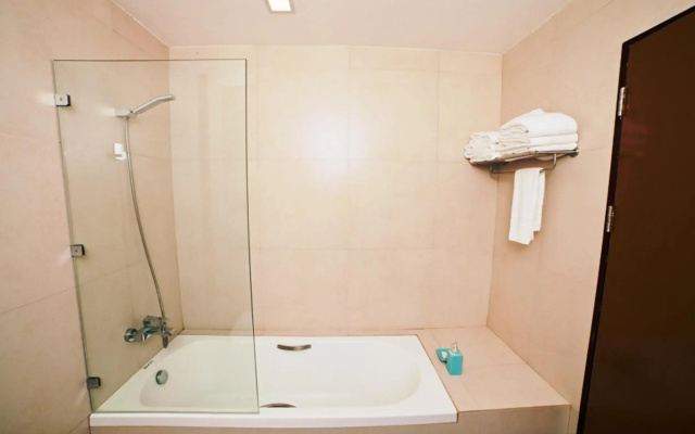Ocean Suites Boutique Hotel