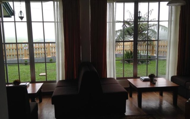 Misty Hills Boutique Cottage