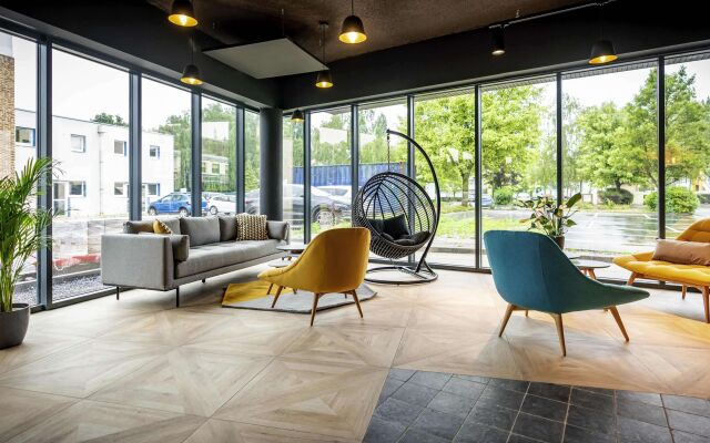 Ibis Styles Valenciennes Petite Foret