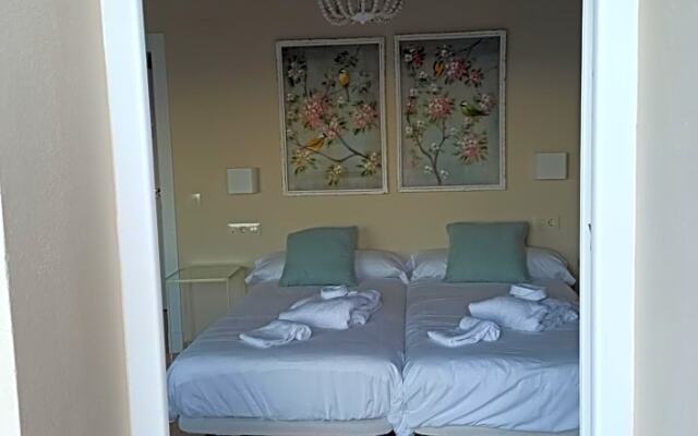Punta Carnero Hotel singular