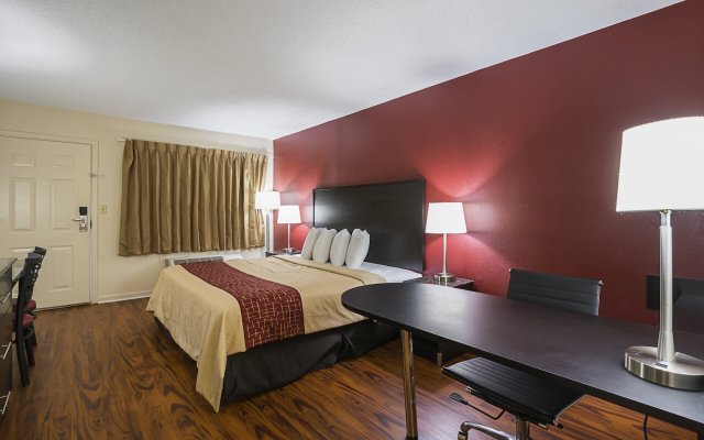 Red Roof Inn & Suites Scottsboro