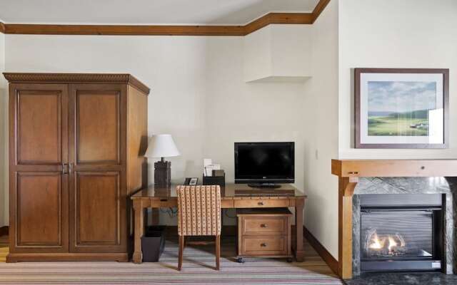 1230 Studio at The Lodge at Spruce Peak