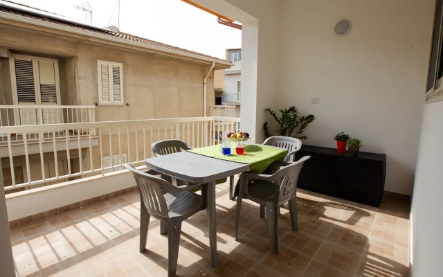 IzzHome Marina
