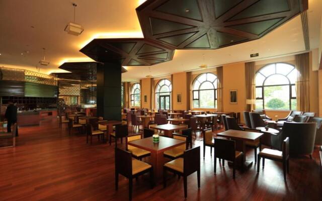 Qingdao Impression Hotel