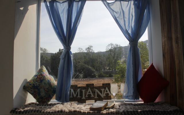Miana Home