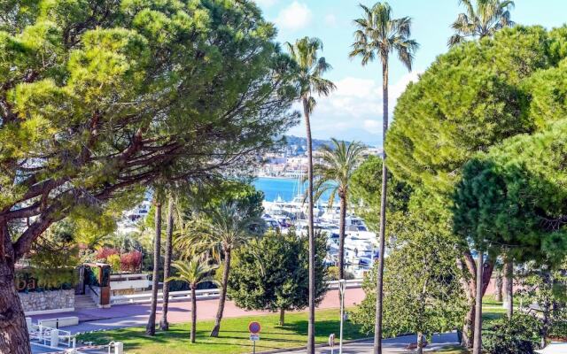 Saint-James Apartment 3