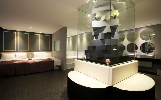 Asan Urban Brown Hotel