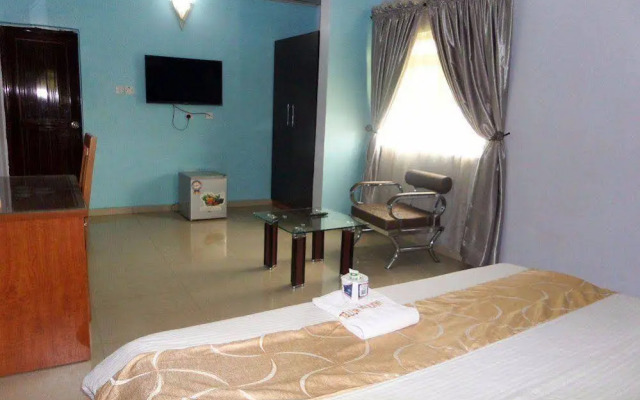 Mucken Hotel
