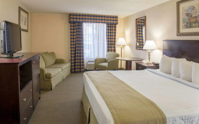 Spark by Hilton Hummelstown Hershey