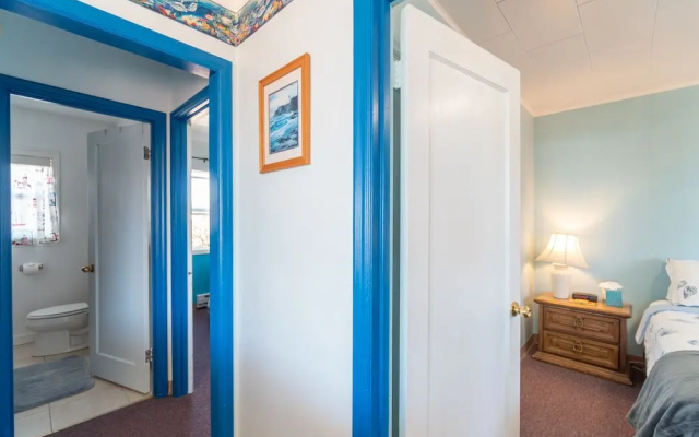 Getaway Oceanfront Lodging - 2 Br Condo