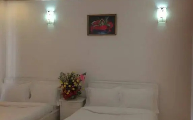 Pho Lanh Hotel