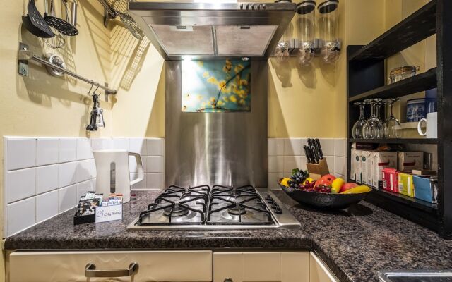 Lovely Alexandra House Retreat - JAN