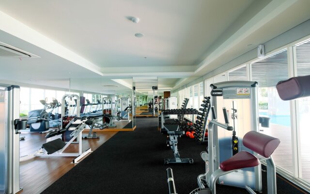 Elegant Studio Menteng Park Apartment