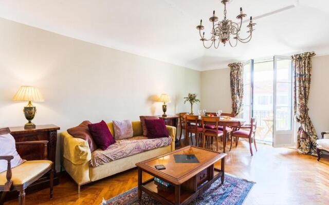 LUNG ARNO AP4300 By Riviera Holiday Homes