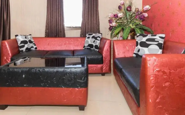 Elfah Hotel Manado by RedDoorz