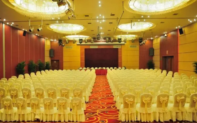 New Empire Hotel