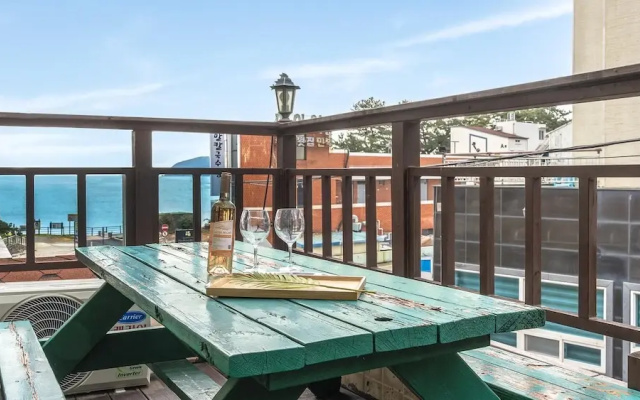 Geoje Blueberry Pet Pension