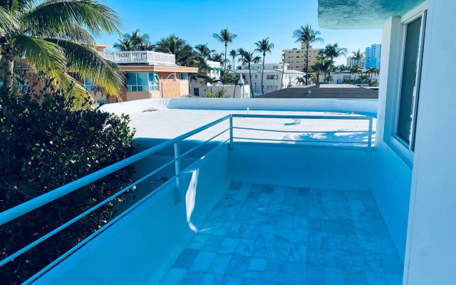 The Marlin Beachside