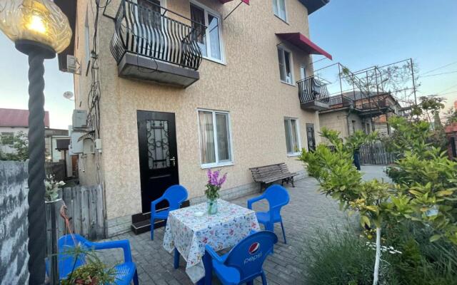 Guest house GUMA