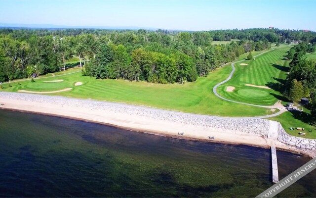 Bluff Point Golf Resort