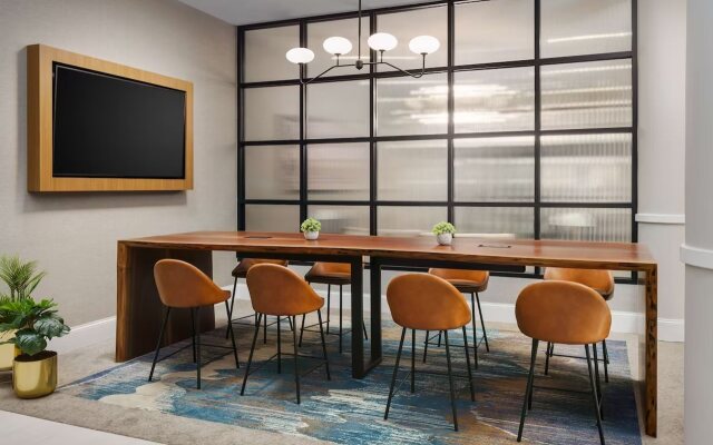 DoubleTree by Hilton Charlotte City Center