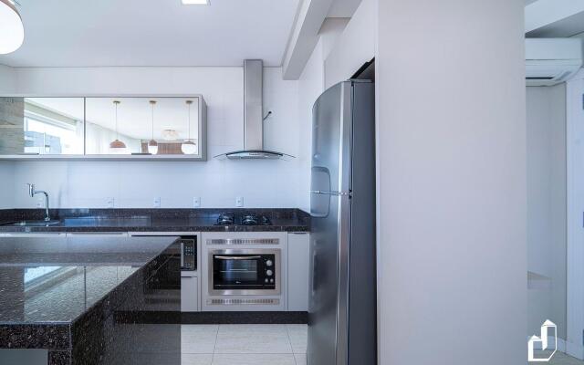 03 suítes com piscina privativa