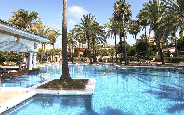 The Suites At San Roque Club