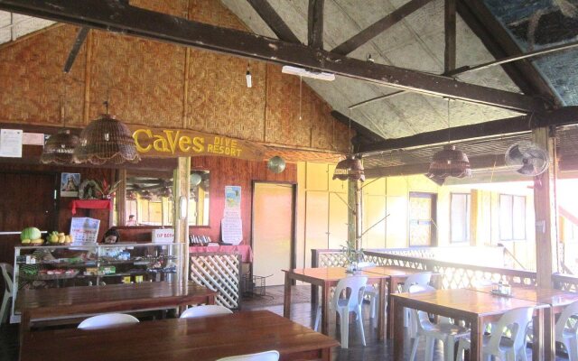 Caves Dive Resort