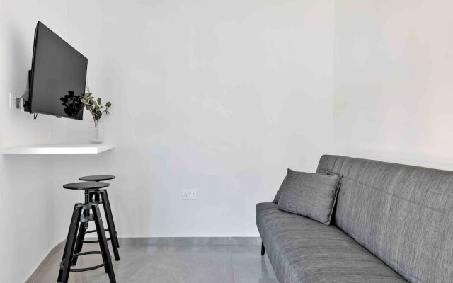 Phaedrus Living: Alkminis Seaview Suites Mare
