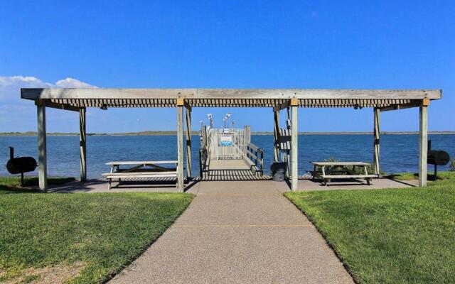 Channelview 205