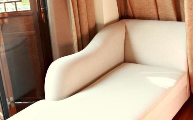 Lijiang Yongli Five Yard