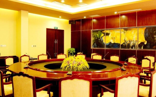 Yonghegong Hotel