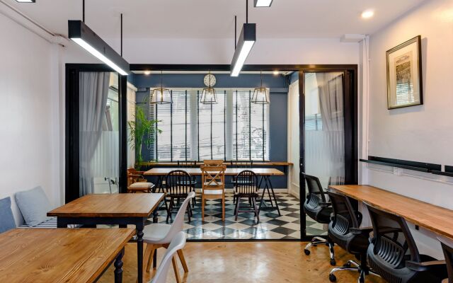 The Quarter Bangkok Poshtel & Coworking - Hostel