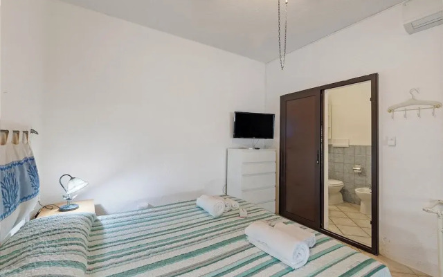 Il Vecchio Faro Piras 150mt From The Sea