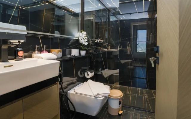 Easygo-- Amazing 1bdr Binghatti Heights