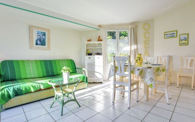 Modern Holiday Home in Sainte-Marie-de-Re near Sea
